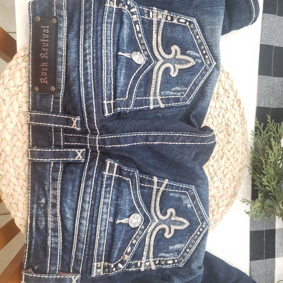 Rock Revival Capri Cropped Womens - Picture 6 of 6